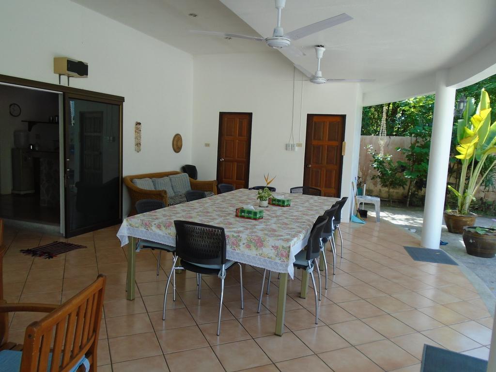 Baan Coconut Villa Bang Tao Beach  Exterior photo